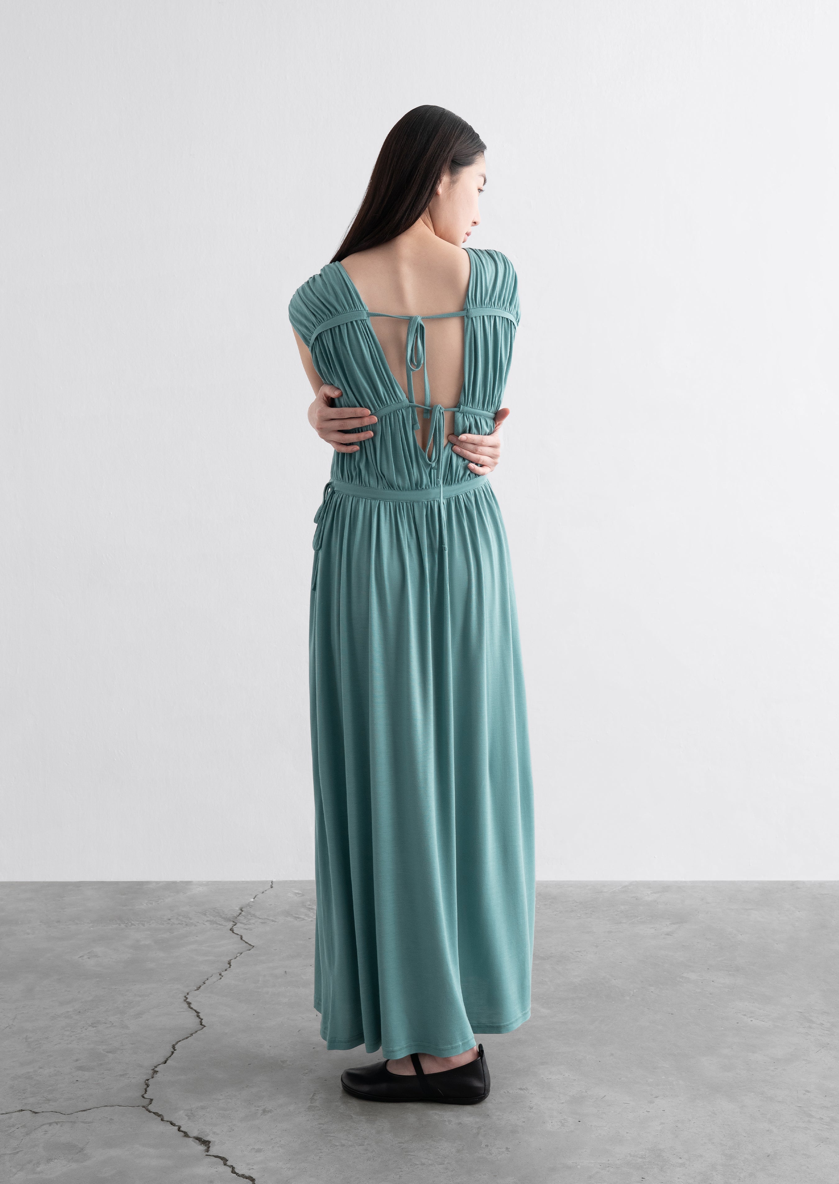 #Color_Charcoal Teal