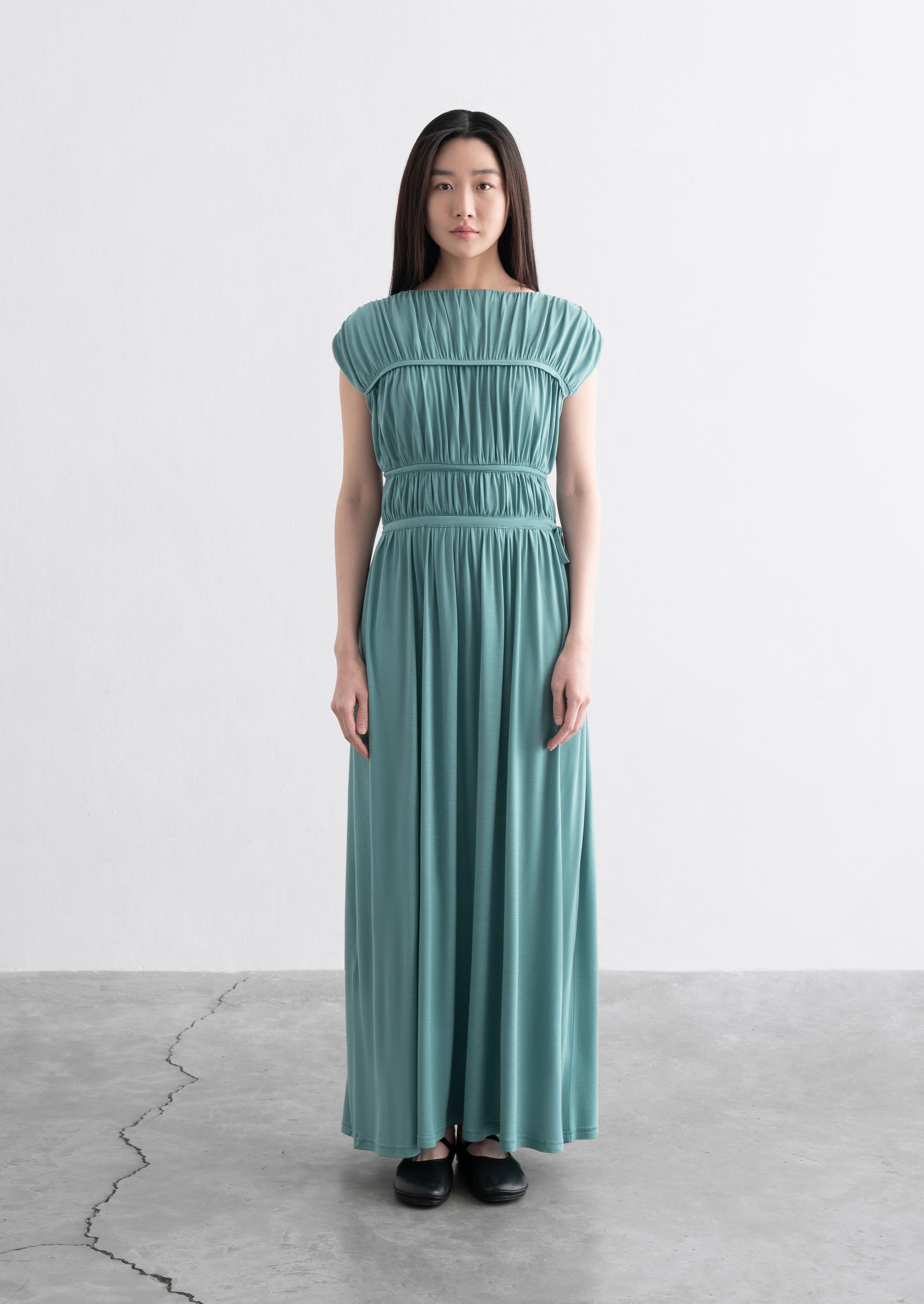 #Color_Charcoal Teal